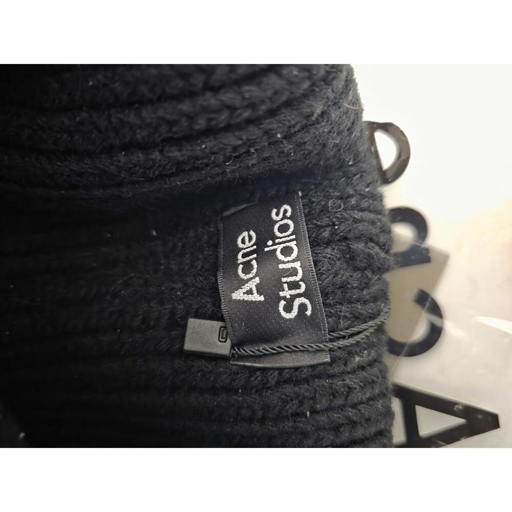 Acne Studios Pansy Beanie Big Face Black New With Tags - Picture 3 of 3